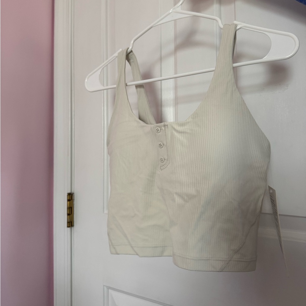 Lululemon Align
Ribbed Henley Tank